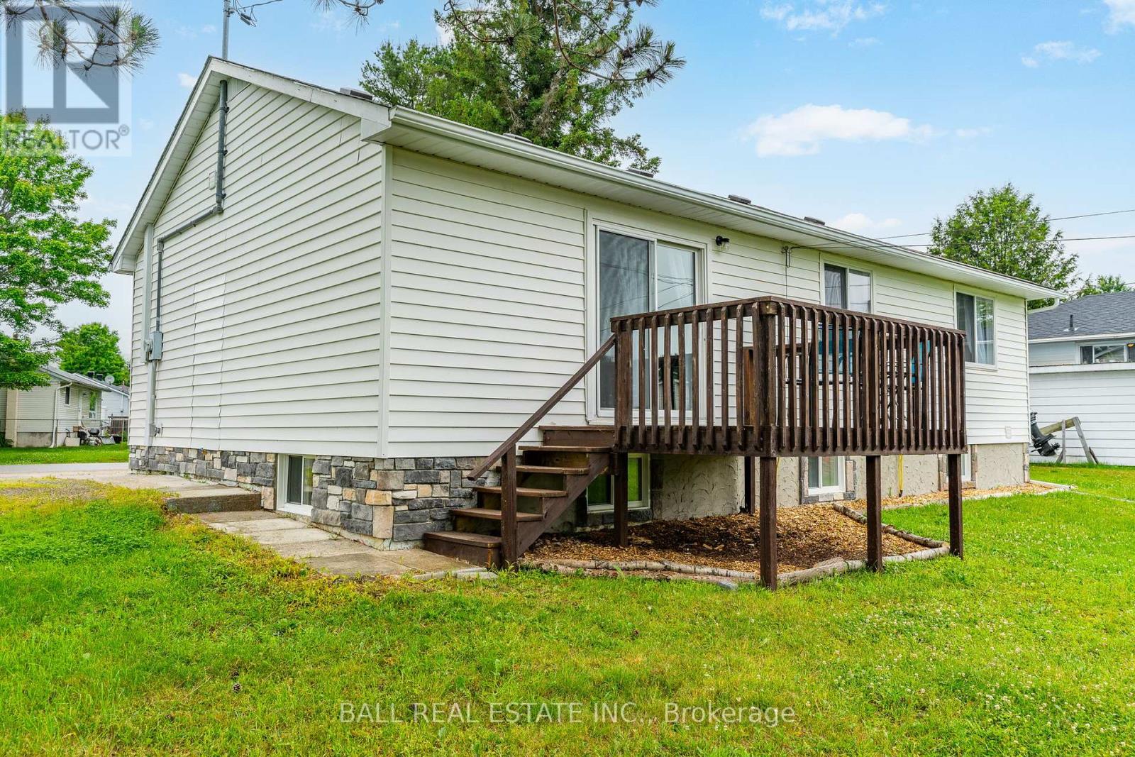 3 Larch Street, Highlands East (Bicroft Ward), Ontario  K0L 1M0 - Photo 35 - X12251757
