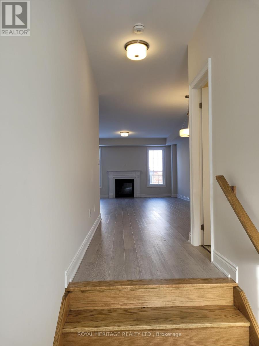 426 Melling Avenue, Peterborough North (North), Ontario  K9H 0J2 - Photo 4 - X12252051