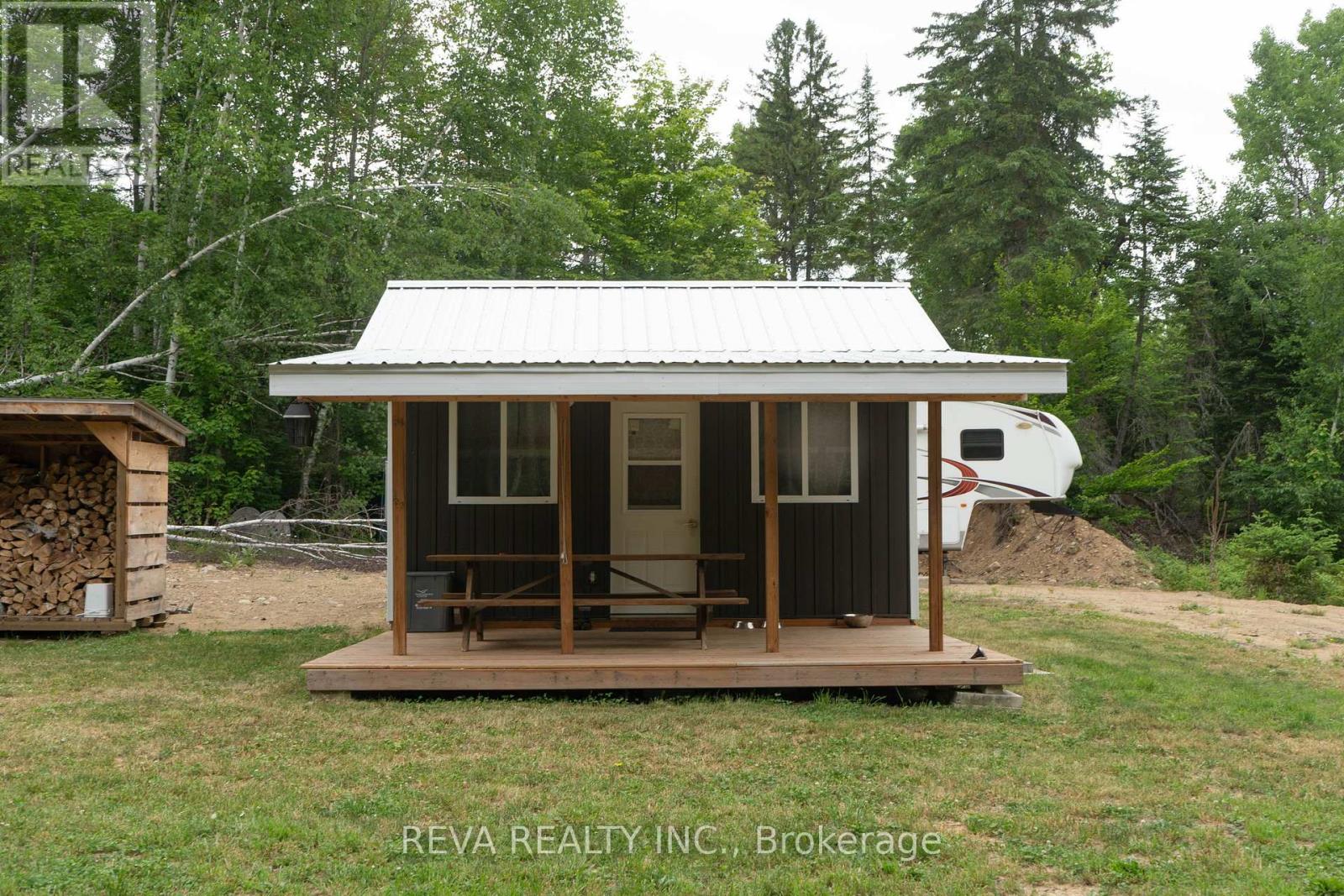 219 Elgin Road, Hastings Highlands (Mcclure Ward), Ontario  K0L 2K0 - Photo 8 - X12252060