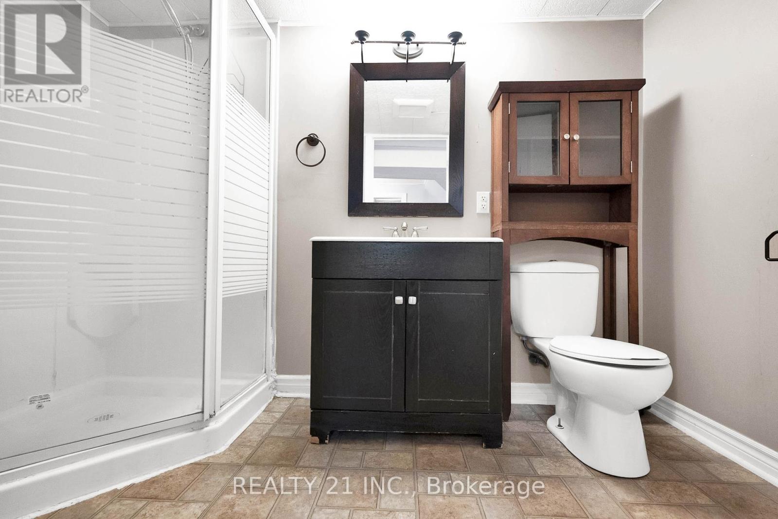 160 Elizabeth Avenue, Peterborough North (South), Ontario  K9H 5E3 - Photo 35 - X12252086