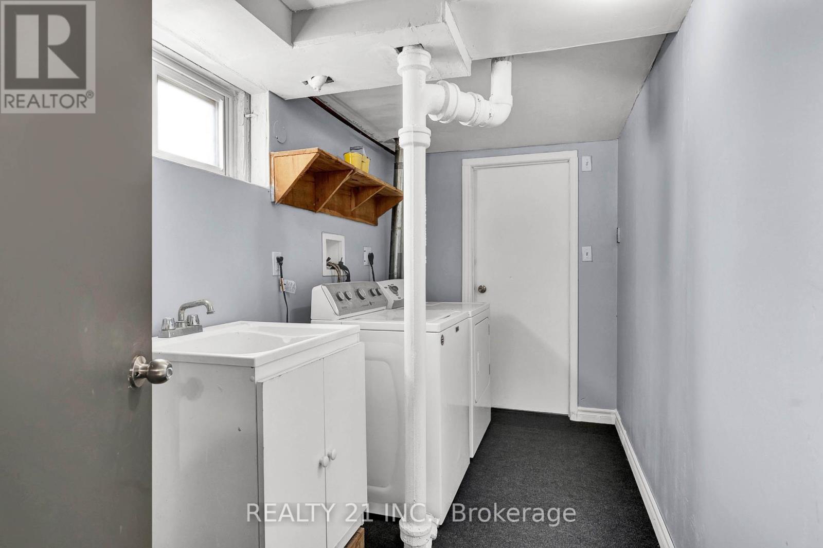 160 Elizabeth Avenue, Peterborough North (South), Ontario  K9H 5E3 - Photo 36 - X12252086