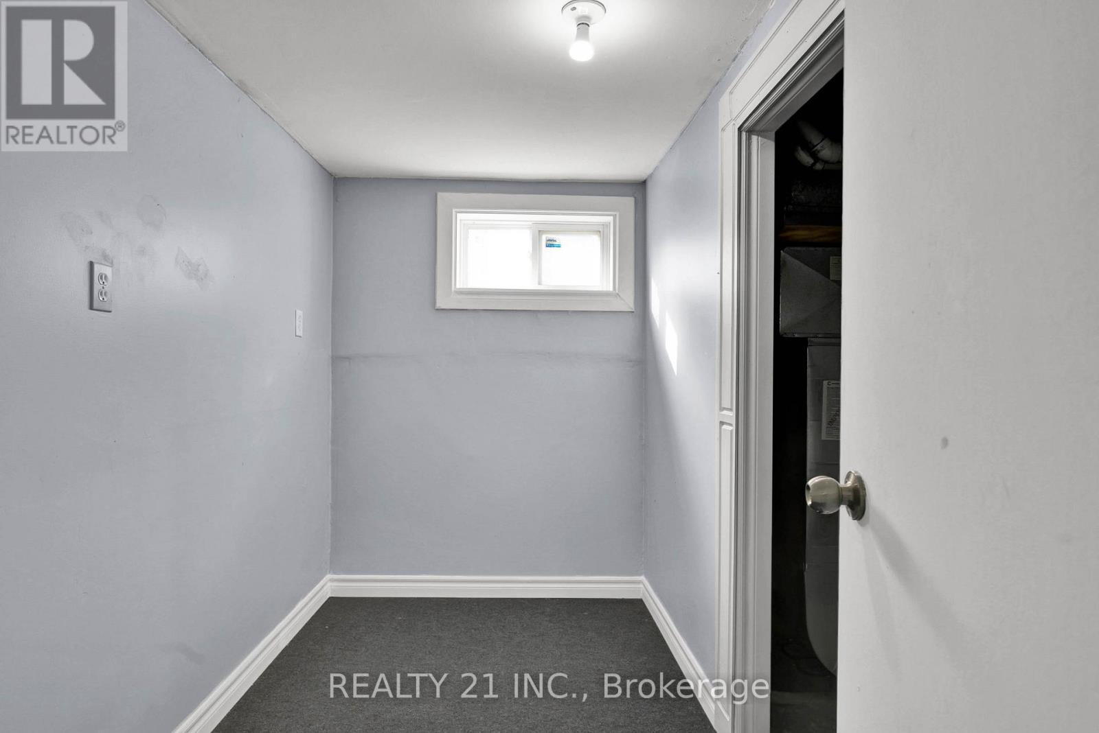 160 Elizabeth Avenue, Peterborough North (South), Ontario  K9H 5E3 - Photo 37 - X12252086