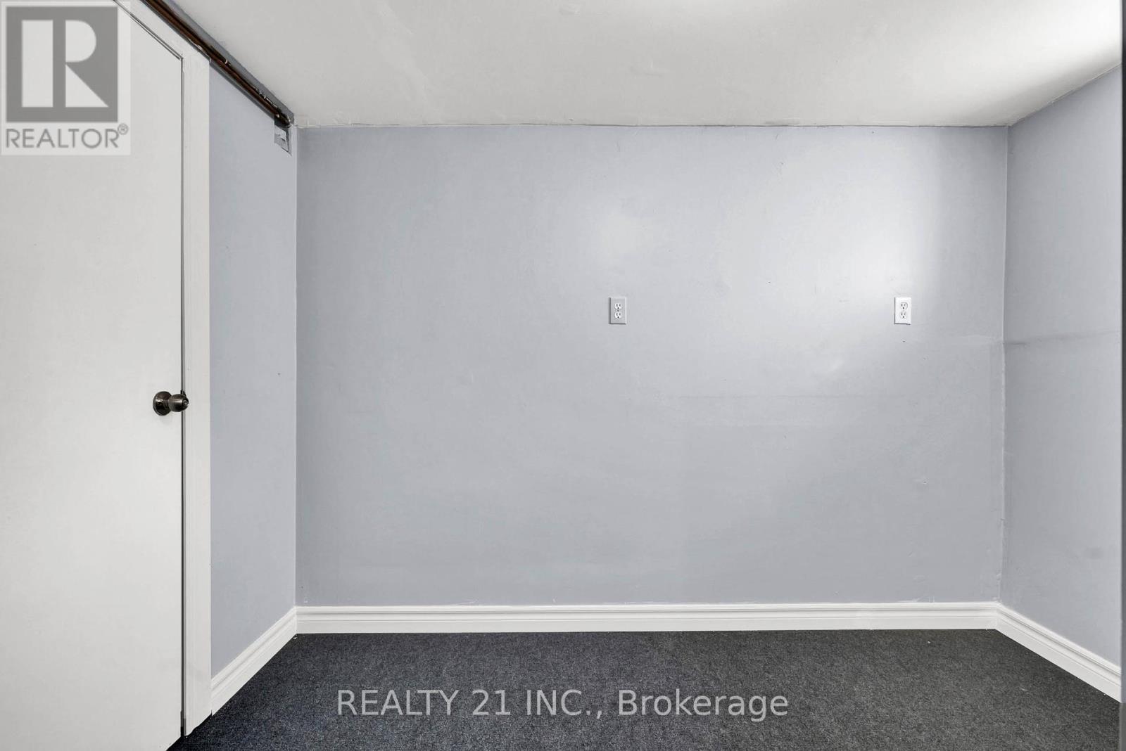 160 Elizabeth Avenue, Peterborough North (South), Ontario  K9H 5E3 - Photo 38 - X12252086