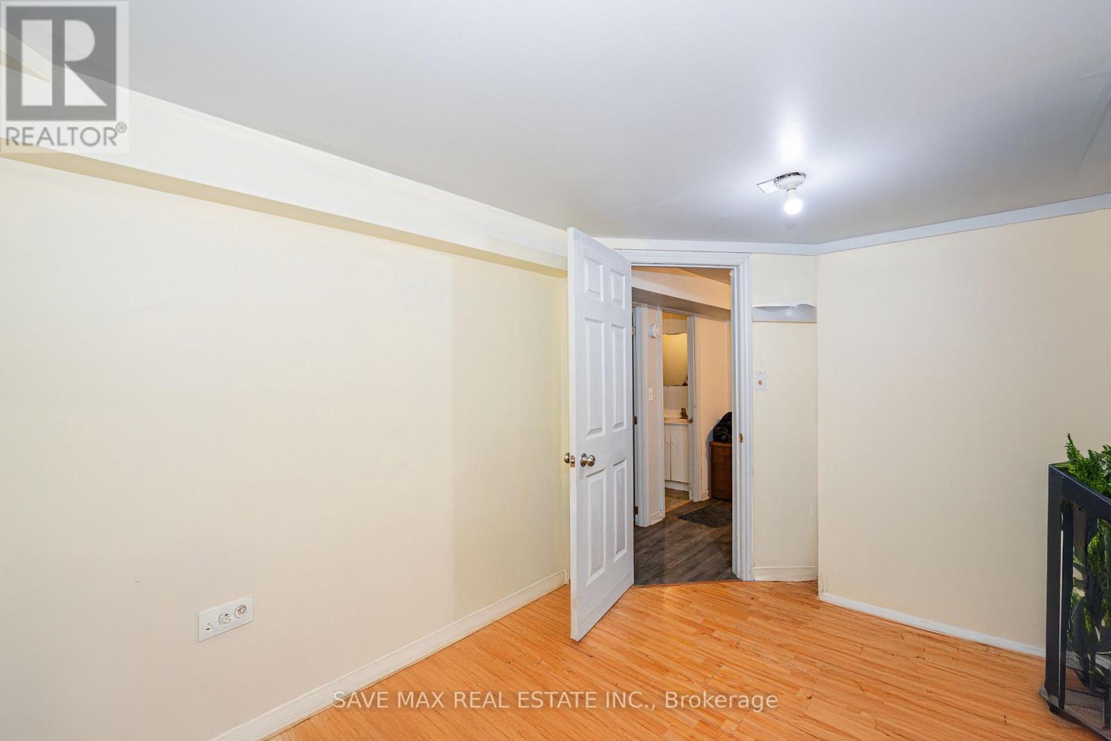 115 Albert Street S, Kawartha Lakes (Lindsay), Ontario  K9V 5T2 - Photo 16 - X12252286
