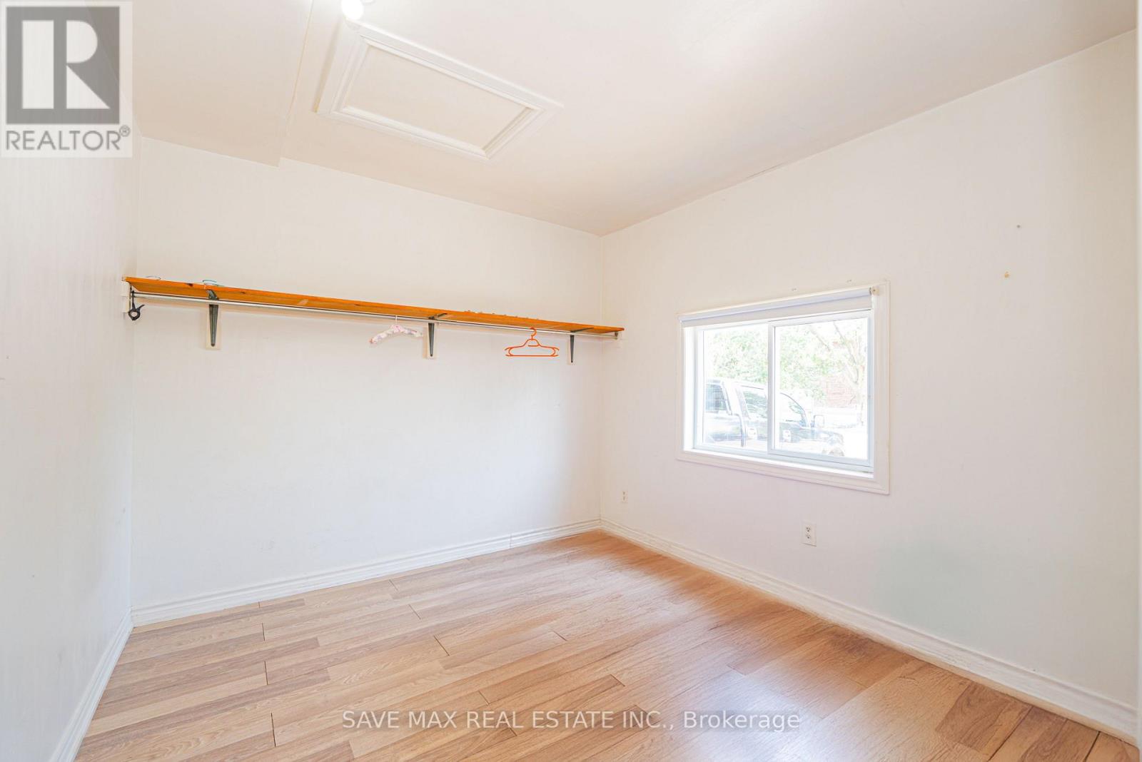 115 Albert Street S, Kawartha Lakes (Lindsay), Ontario  K9V 5T2 - Photo 6 - X12252286