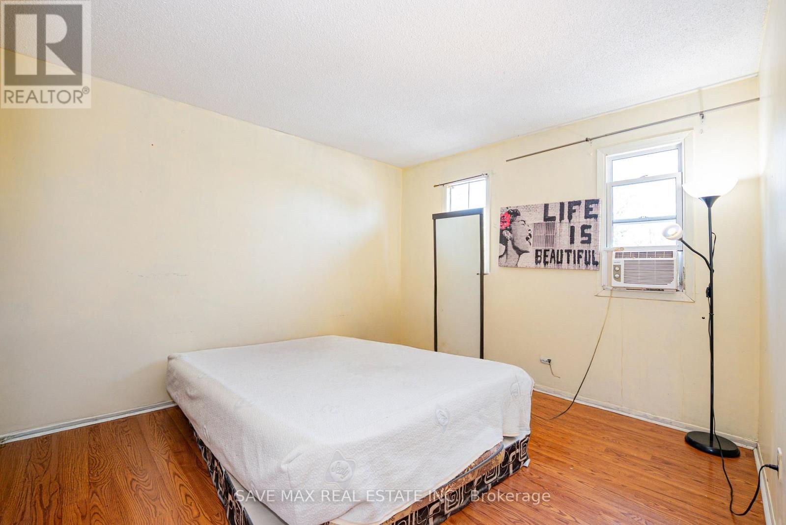 115 Albert Street S, Kawartha Lakes (Lindsay), Ontario  K9V 5T2 - Photo 9 - X12252286