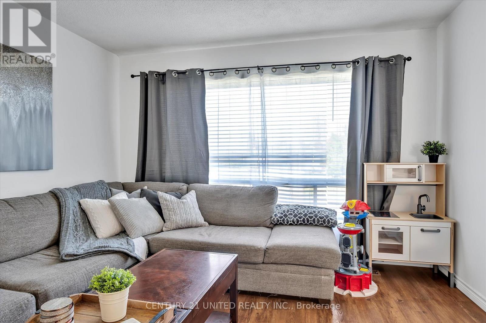 2032 Walker Avenue, Peterborough East (South), Ontario  K9L 1S1 - Photo 27 - X12252782