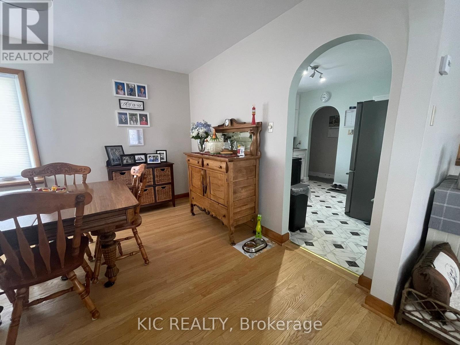 84 Doxsee Avenue N, Trent Hills (Campbellford), Ontario  K0L 1L0 - Photo 6 - X12252853