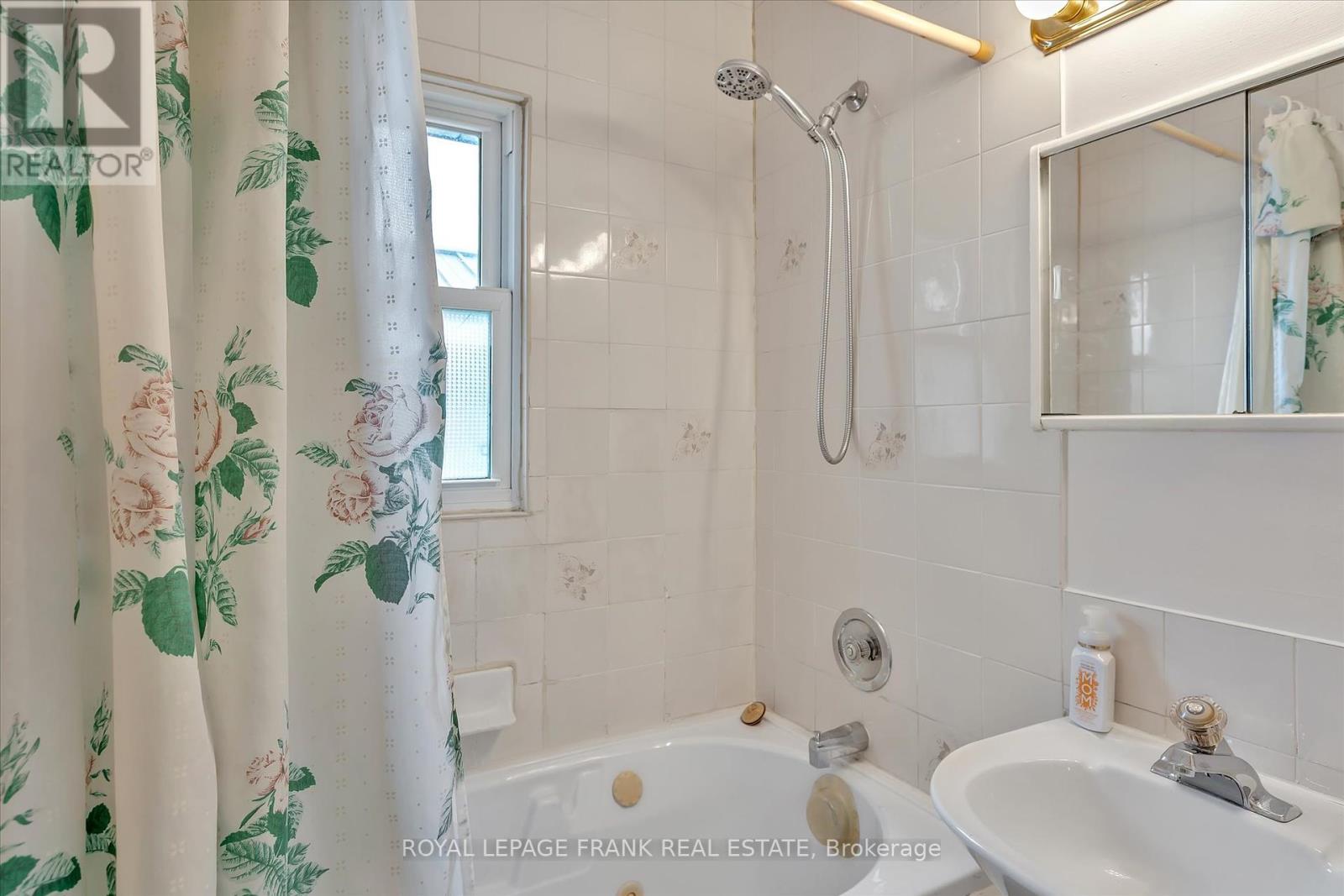 689 Hawley Street, Peterborough South (West), Ontario  K9J 4C7 - Photo 23 - X12252884