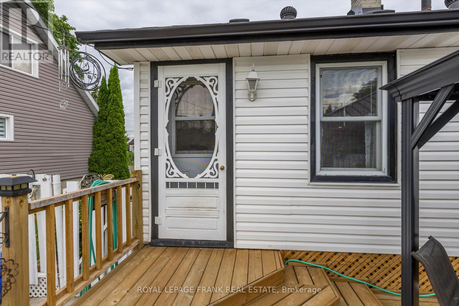 689 Hawley Street, Peterborough South (West), Ontario  K9J 4C7 - Photo 47 - X12252884