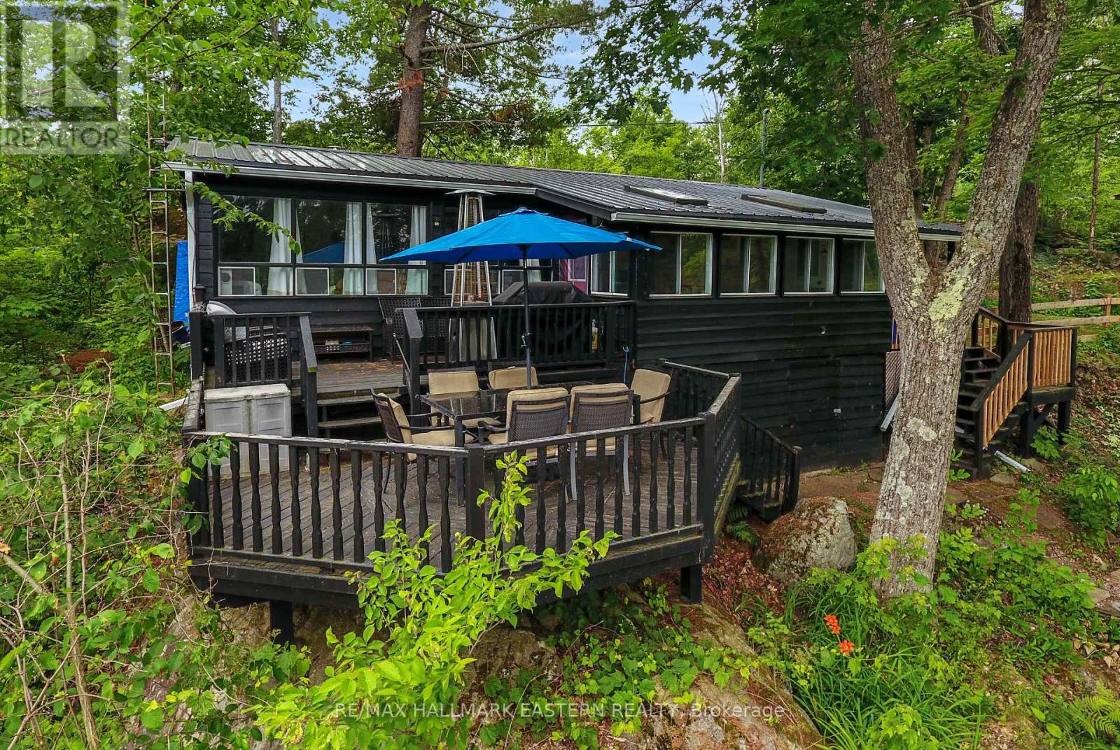 2335 Lakeside Road, Douro-Dummer, Ontario  K0L 2H0 - Photo 1 - X12253023