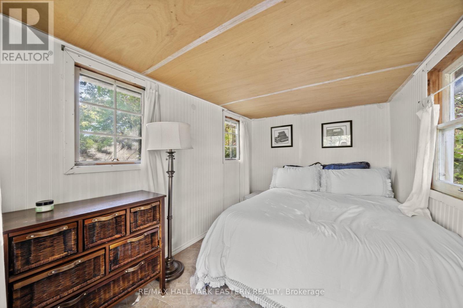 2335 Lakeside Road, Douro-Dummer, Ontario  K0L 2H0 - Photo 34 - X12253023
