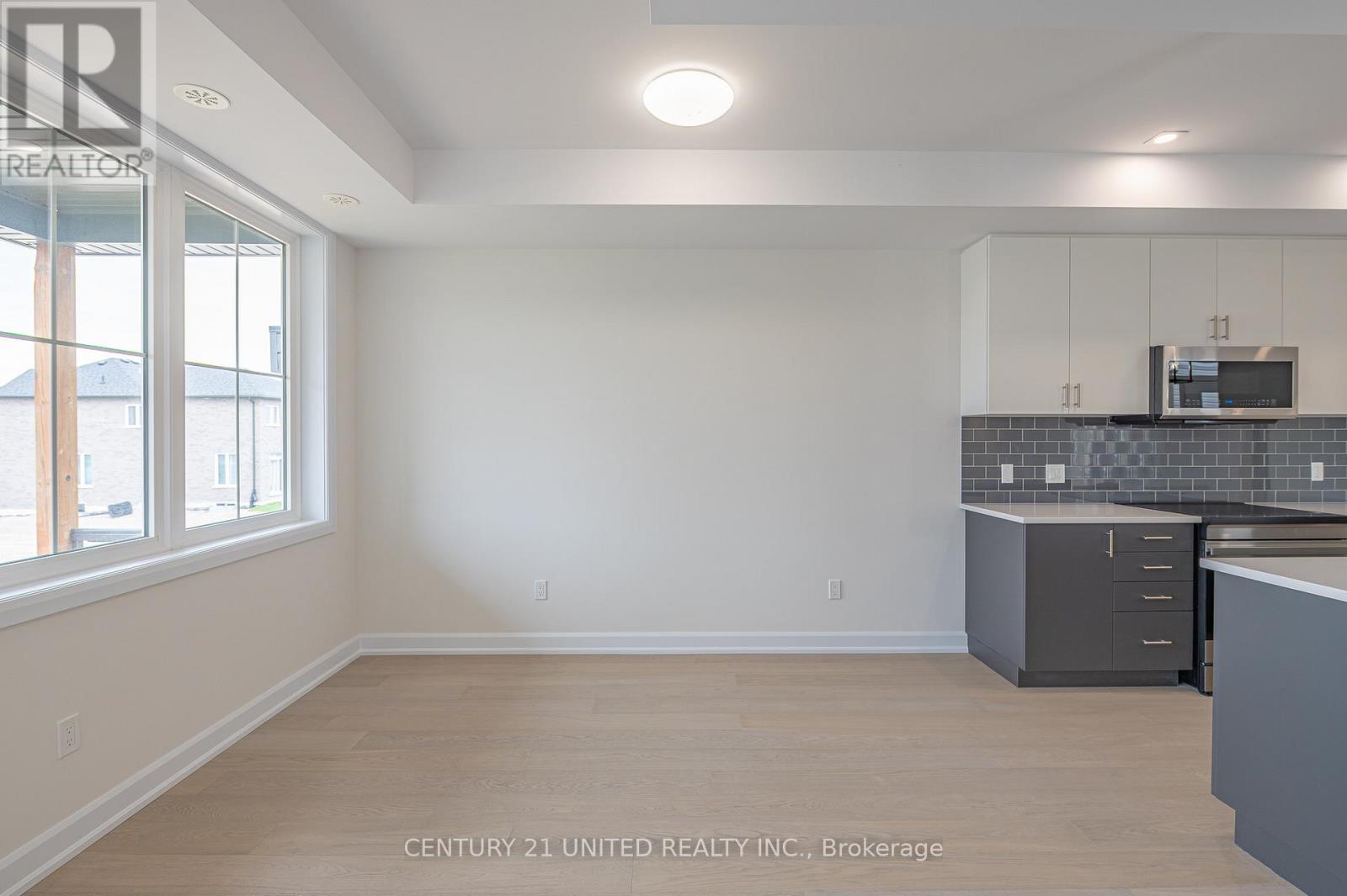 315 Mullighan Gardens, Peterborough North (North), Ontario  K9K 0H2 - Photo 14 - X12242175