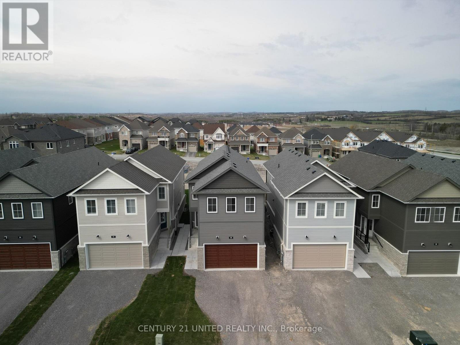 315 Mullighan Gardens, Peterborough North (North), Ontario  K9K 0H2 - Photo 2 - X12242175