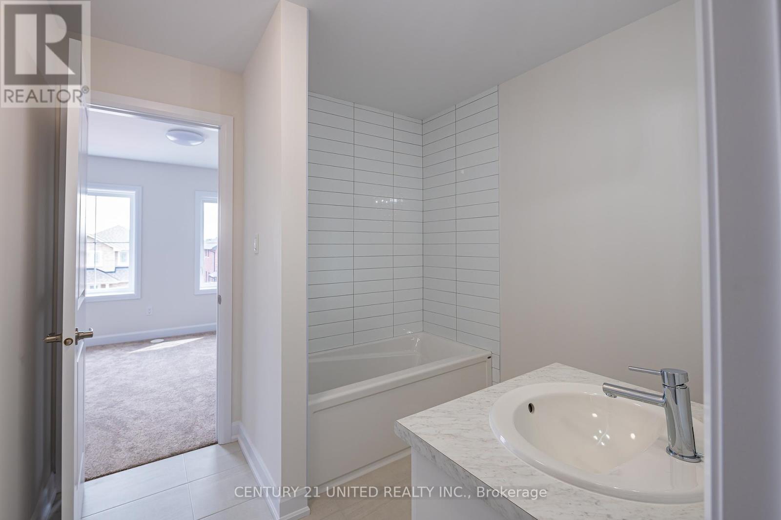 315 Mullighan Gardens, Peterborough North (North), Ontario  K9K 0H2 - Photo 30 - X12242175
