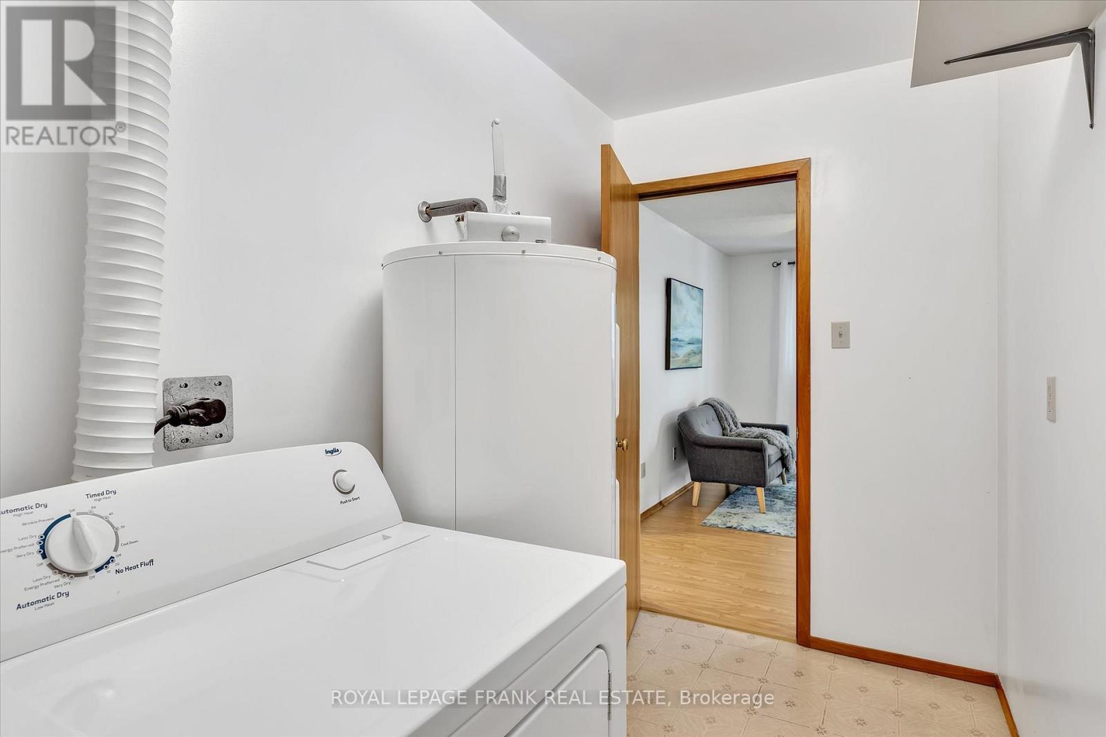 201 - 2406 Mountland Drive, Peterborough West (Central), Ontario  K9K 2E1 - Photo 24 - X12253086
