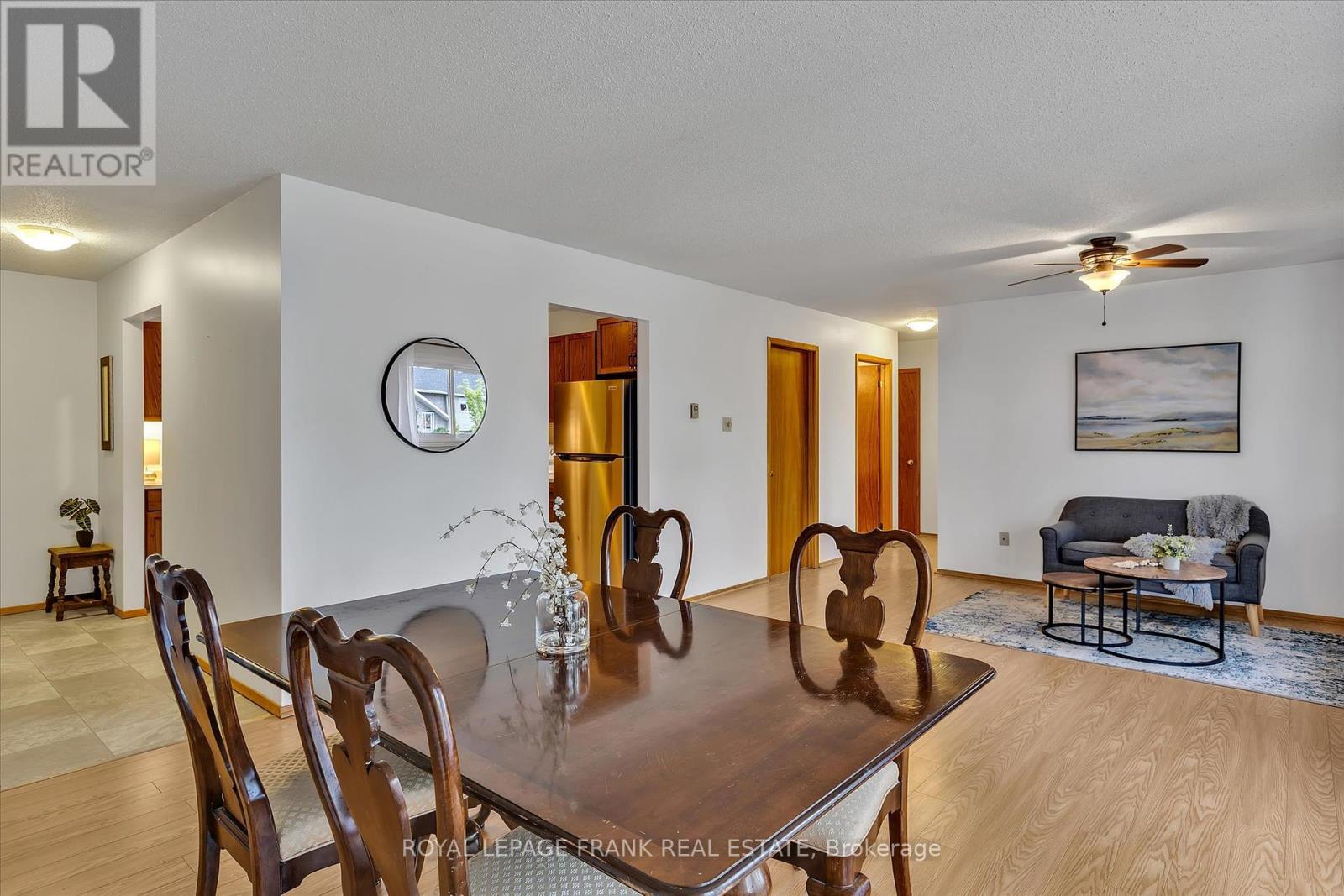 201 - 2406 Mountland Drive, Peterborough West (Central), Ontario  K9K 2E1 - Photo 5 - X12253086