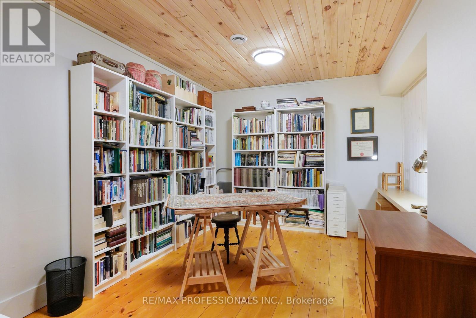 1433 Abrams Road, Highlands East (Cardiff Ward), Ontario  K0L 1C0 - Photo 12 - X12252953