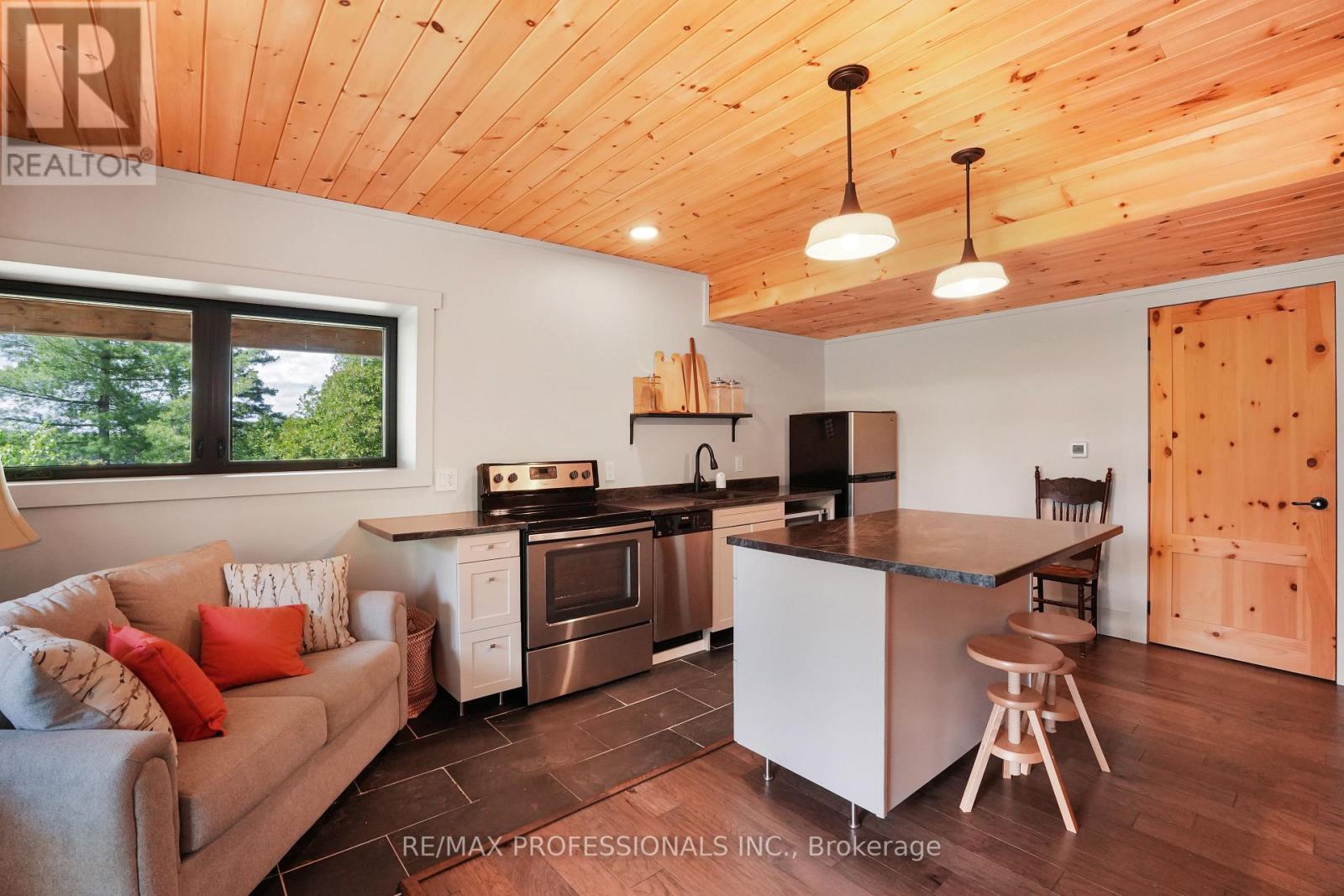 1433 Abrams Road, Highlands East (Cardiff Ward), Ontario  K0L 1C0 - Photo 28 - X12252953