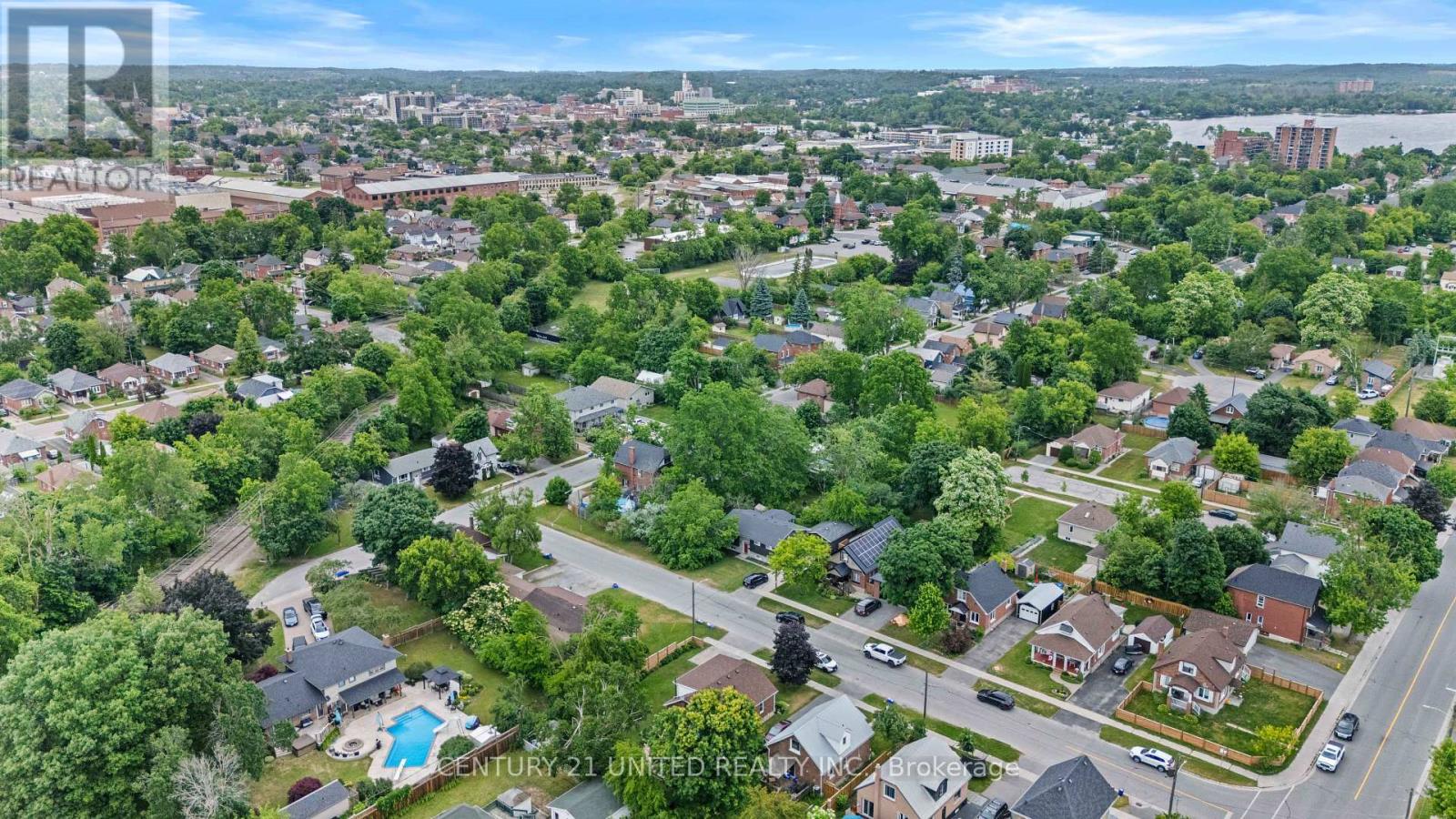 75 Lynch Street, Peterborough Central (South), Ontario  K9J 5B1 - Photo 2 - X12253267