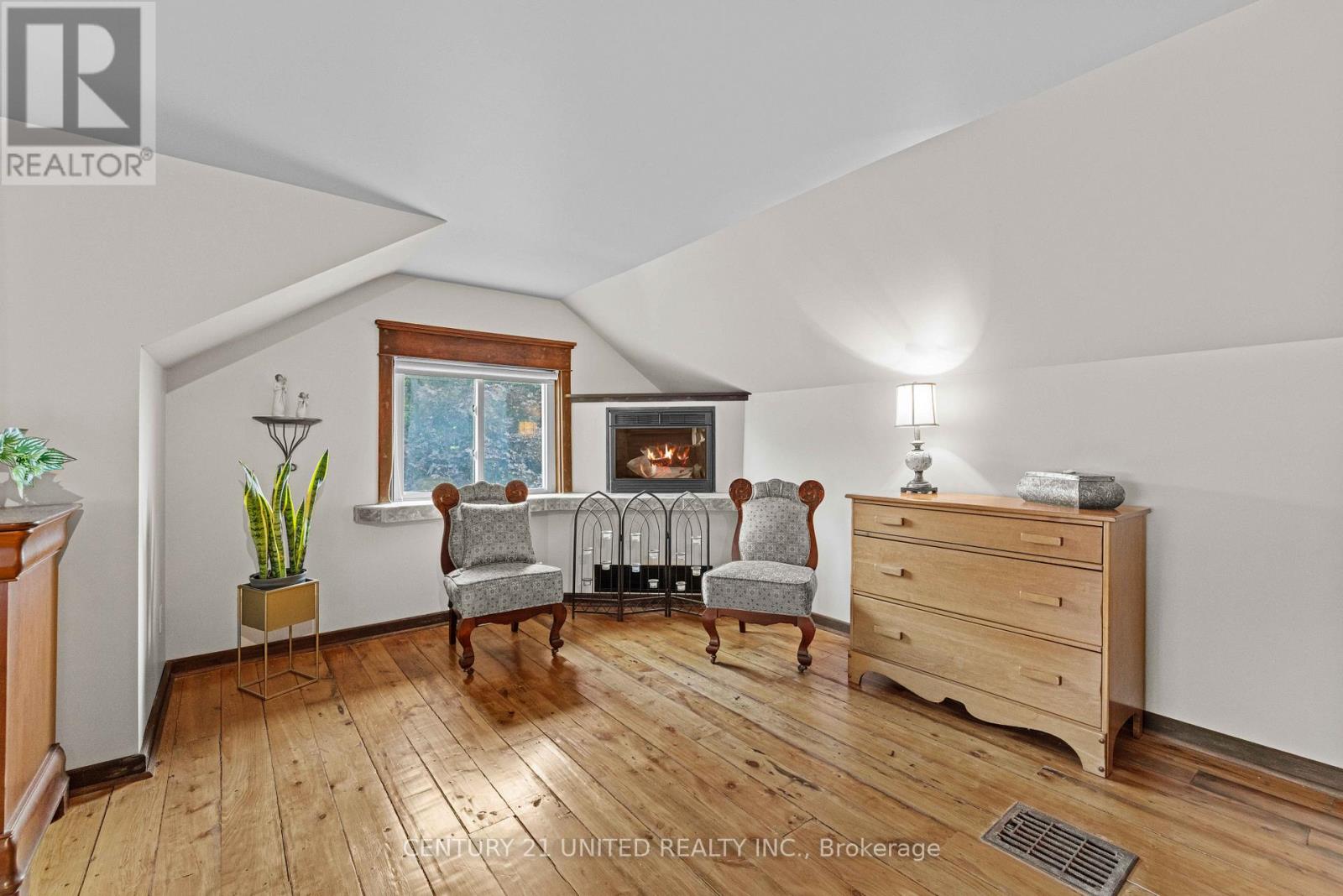 75 Lynch Street, Peterborough Central (South), Ontario  K9J 5B1 - Photo 21 - X12253267