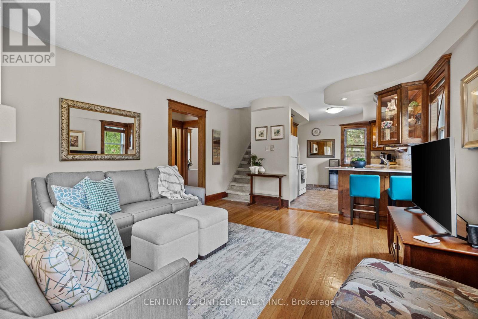 75 Lynch Street, Peterborough Central (South), Ontario  K9J 5B1 - Photo 6 - X12253267