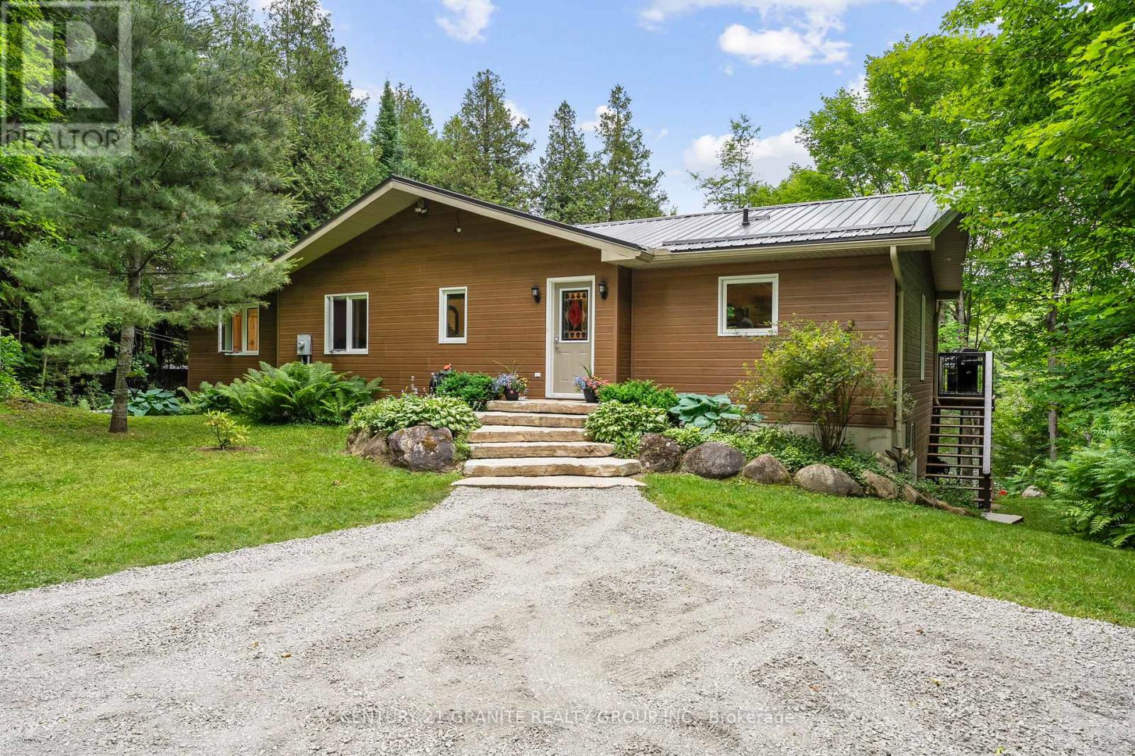 49 Fire Route 73 C, North Kawartha, Ontario  K0L 1A0 - Photo 38 - X12253292
