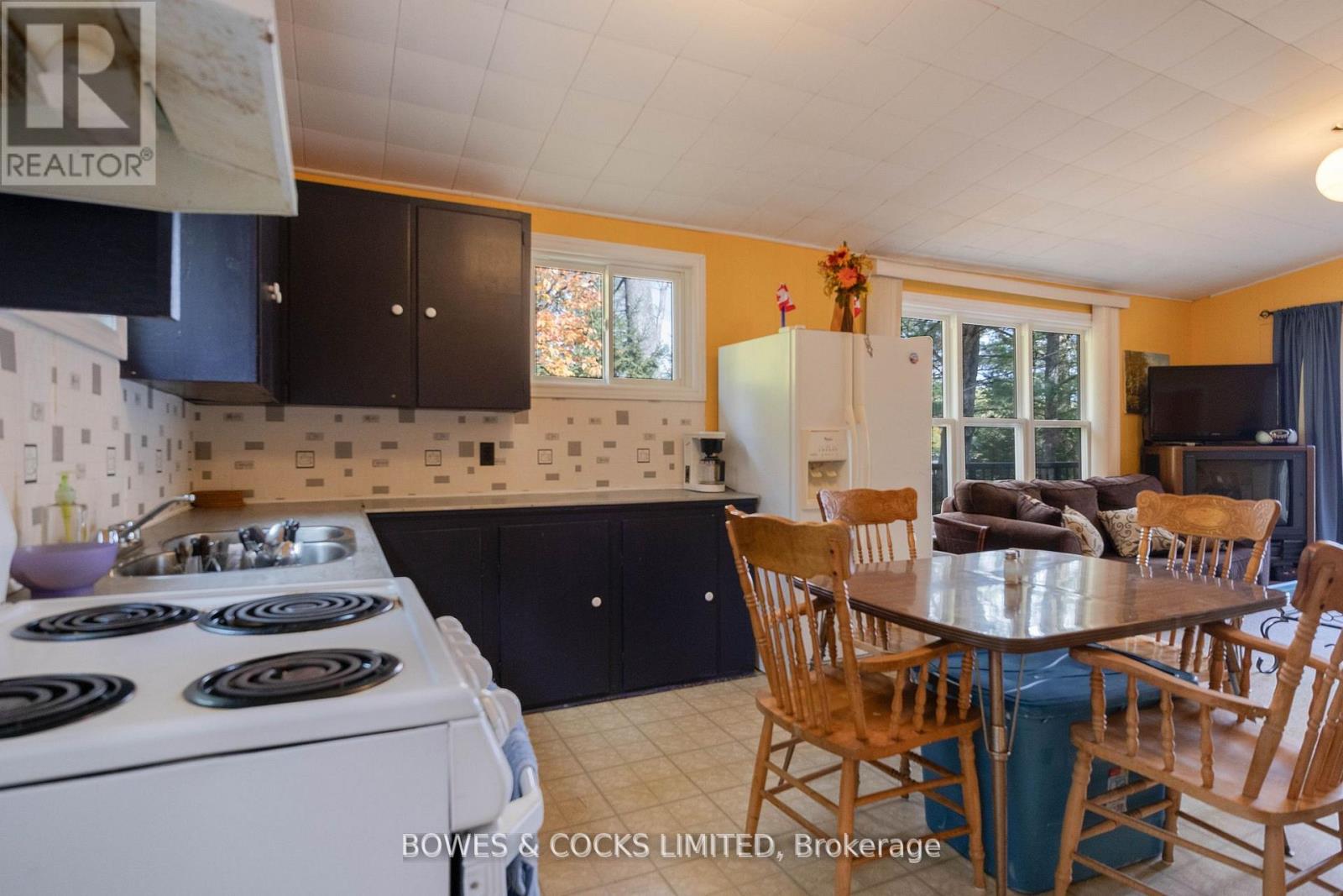 63b O-At-Ka Road, Hastings Highlands (Herschel Ward), Ontario  K0L 1C0 - Photo 25 - X12253347