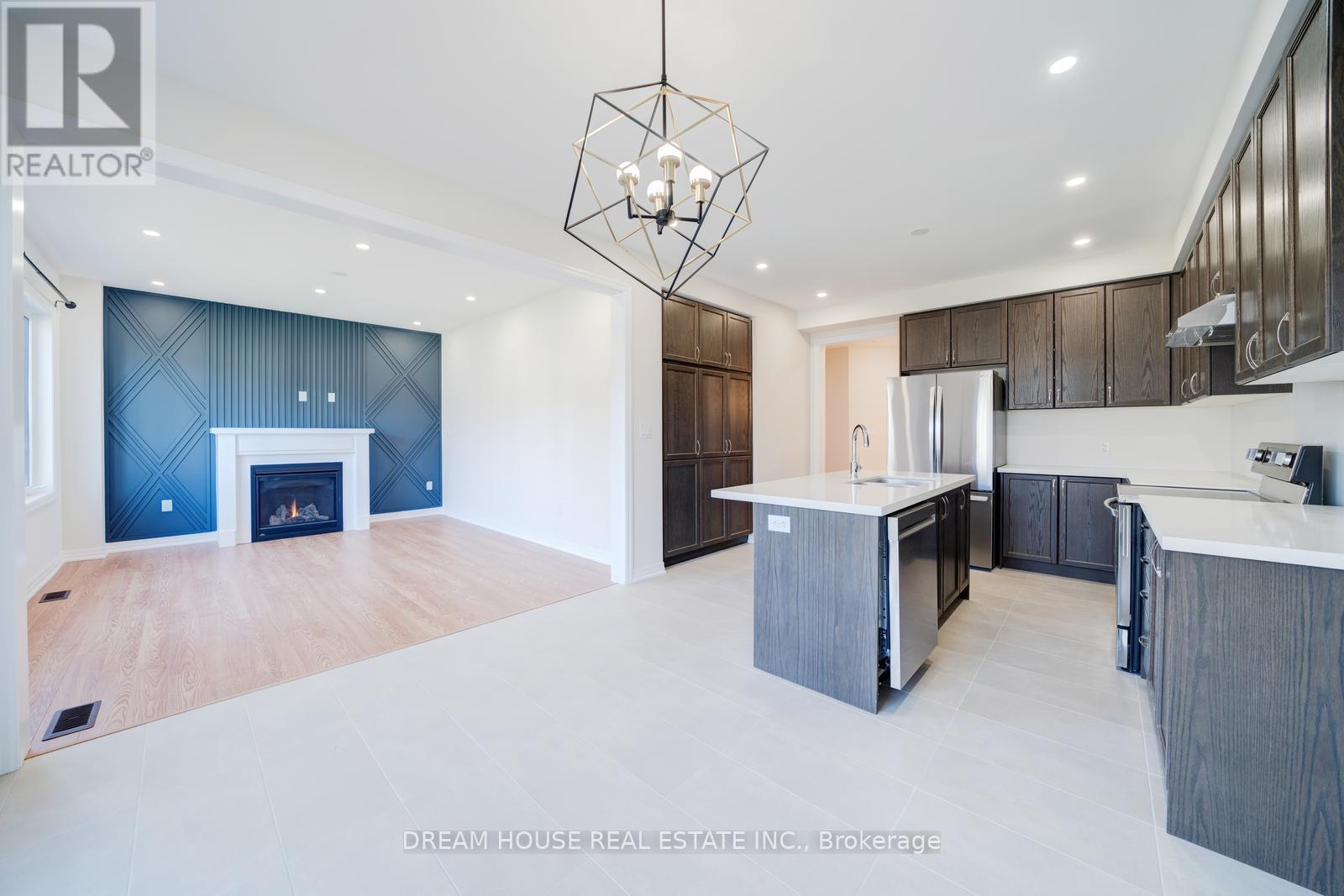 11 Northrop Avenue, Clarington (Newcastle), Ontario  L1B 0W6 - Photo 14 - E12253278
