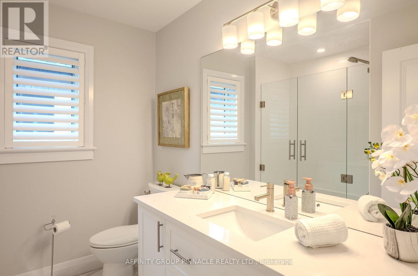 122 Springdale Drive, Kawartha Lakes (Lindsay), Ontario  K9V 0J3 - Photo 23 - X12253512
