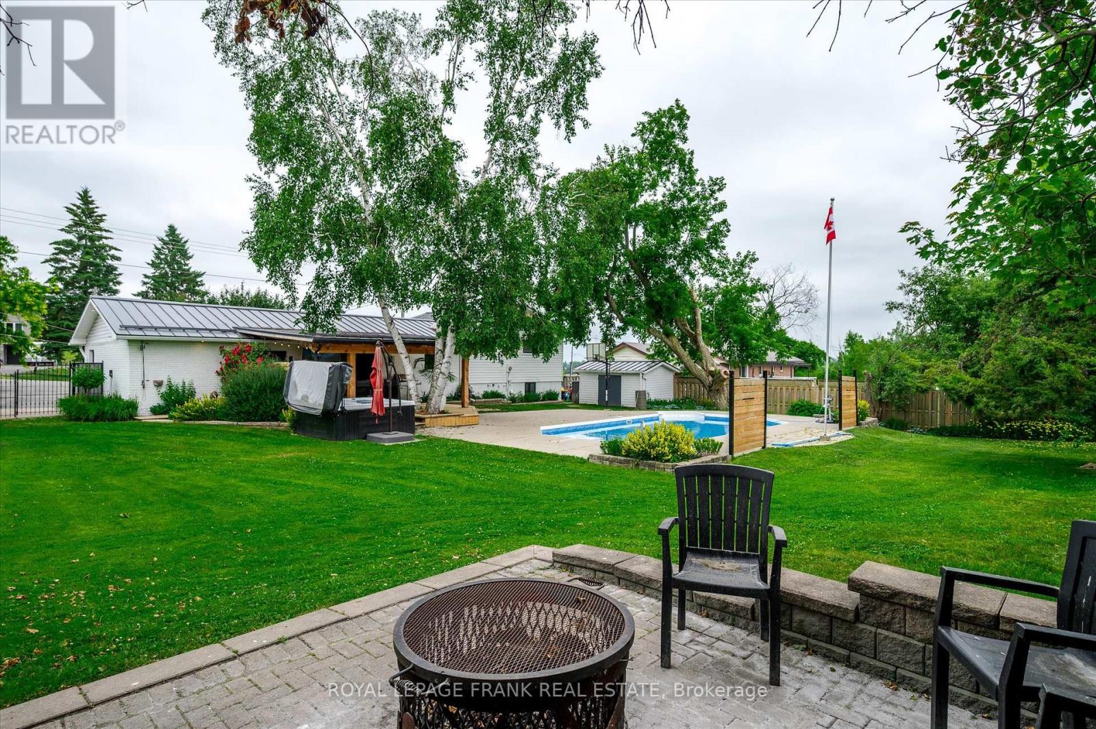 1954 Cathcart Crescent, Cavan Monaghan (Cavan Twp), Ontario  L0A 1C0 - Photo 36 - X12253560