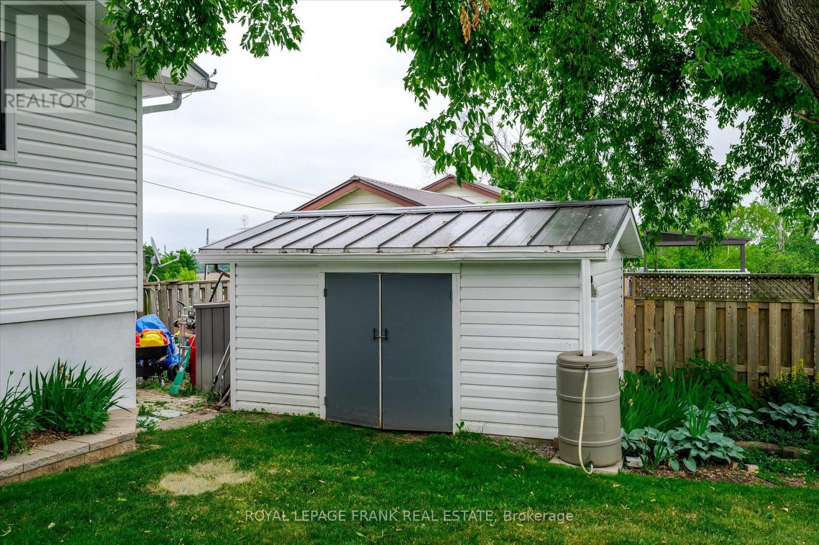 1954 Cathcart Crescent, Cavan Monaghan (Cavan Twp), Ontario  L0A 1C0 - Photo 37 - X12253560