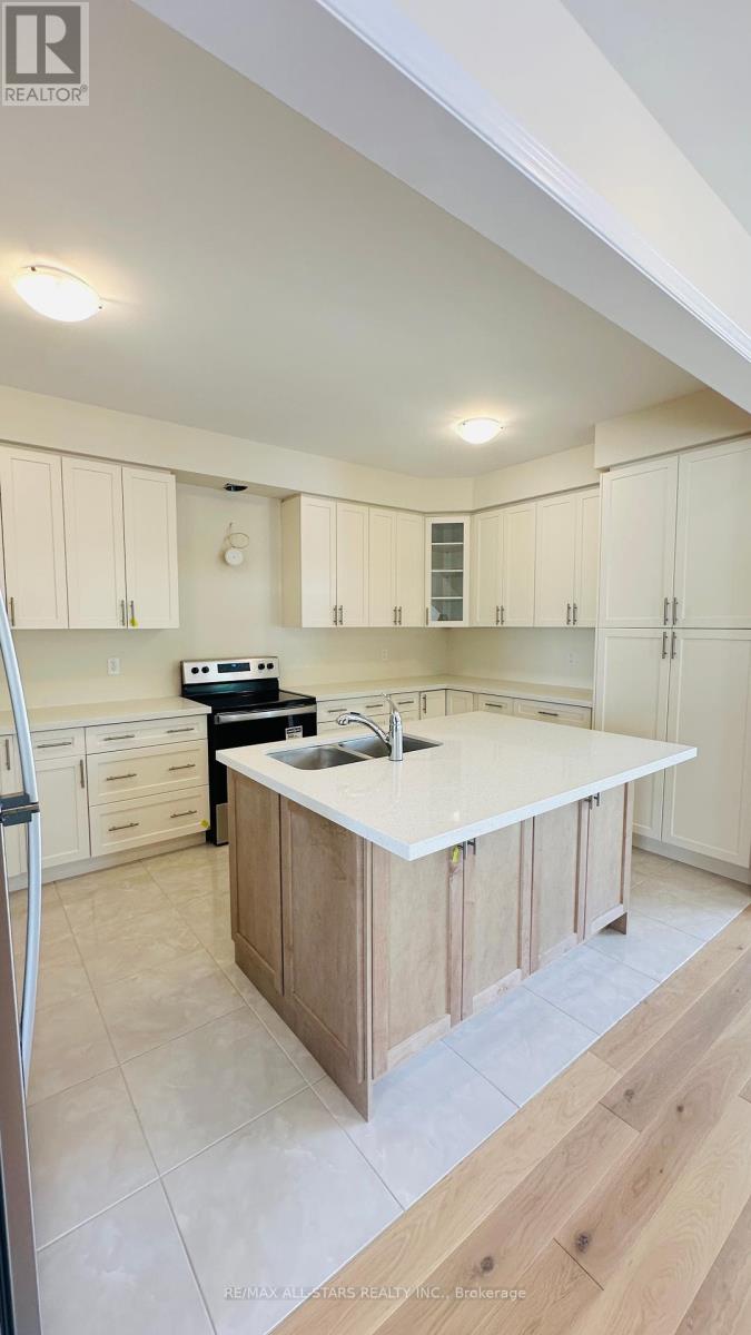 170 Alcorn Drive, Kawartha Lakes (Lindsay), Ontario  K9V 5V7 - Photo 6 - X12254130