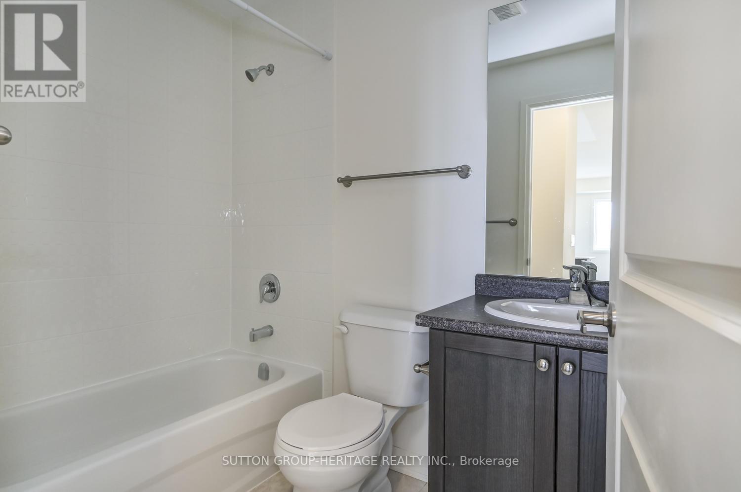 304 - 70 Shipway Avenue, Clarington (Newcastle), Ontario  L1B 0B6 - Photo 18 - E12254276