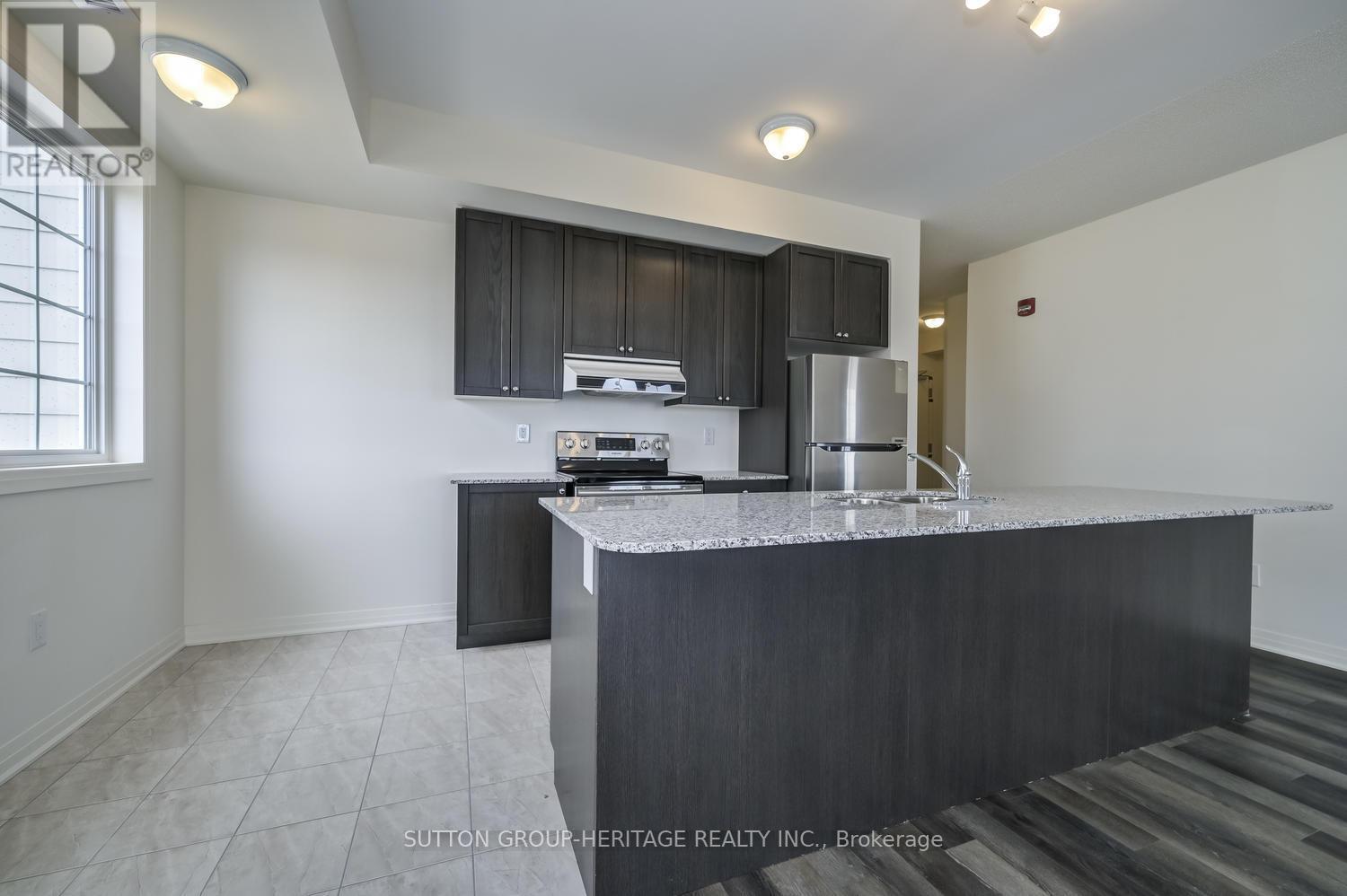304 - 70 Shipway Avenue, Clarington (Newcastle), Ontario  L1B 0B6 - Photo 6 - E12254276