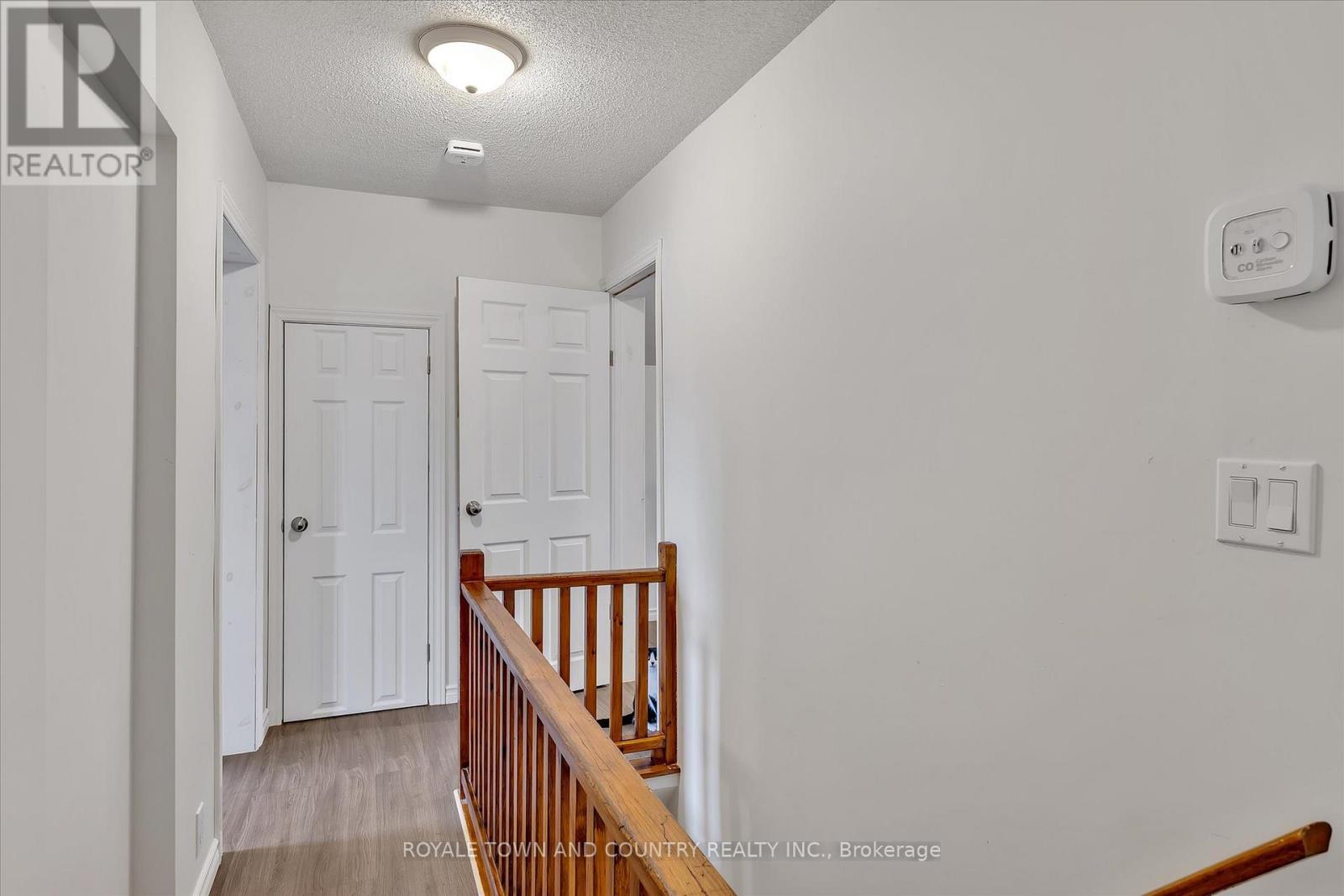 13 Bertie Street, Kawartha Lakes (Lindsay), Ontario  K9V 1N9 - Photo 19 - X12254325