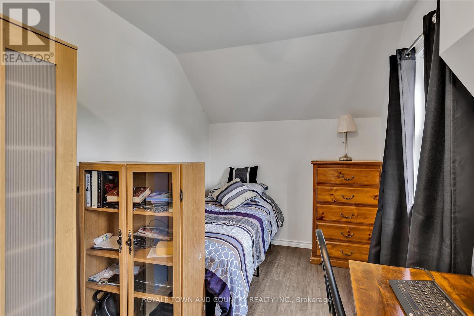 13 Bertie Street, Kawartha Lakes (Lindsay), Ontario  K9V 1N9 - Photo 24 - X12254325