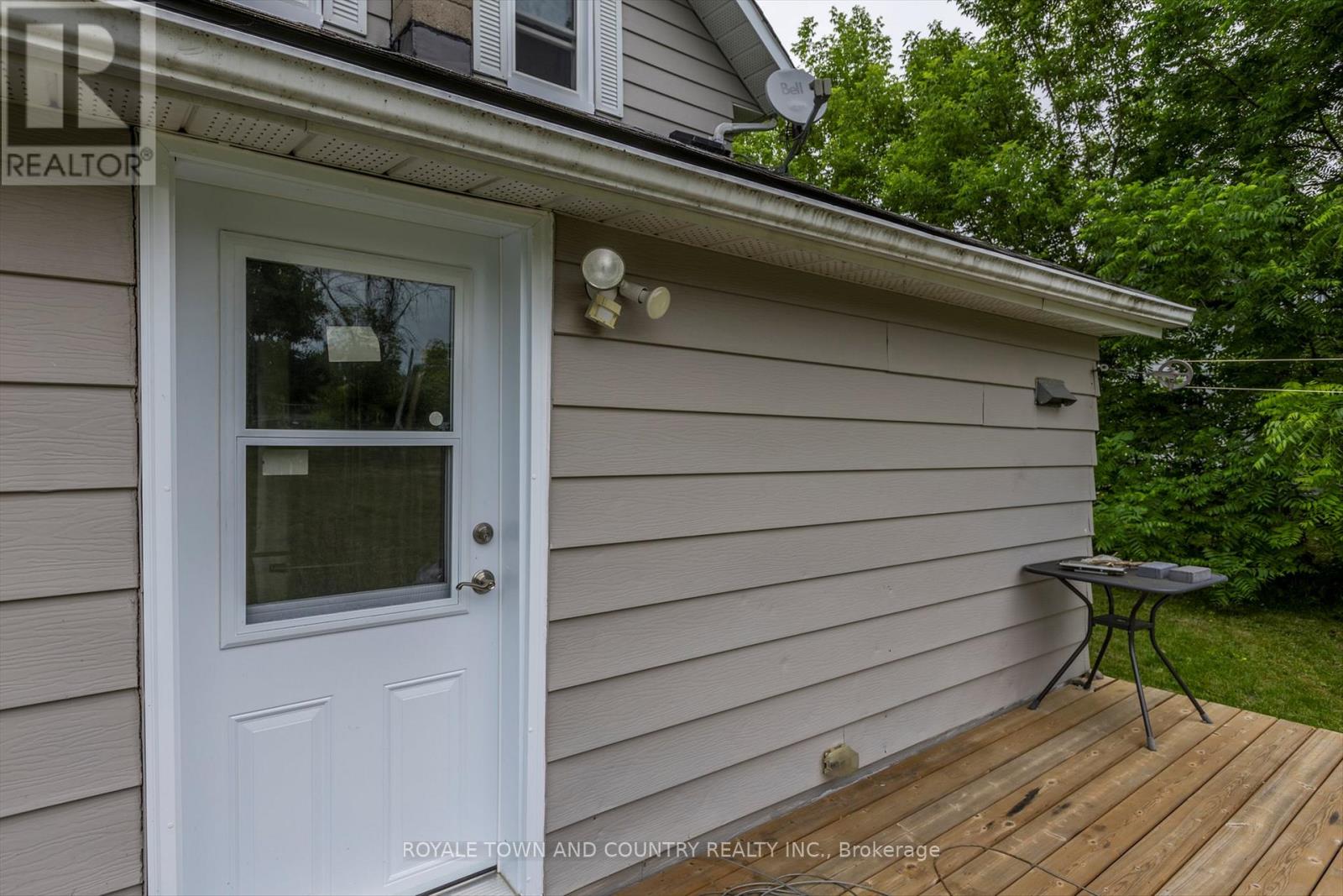13 Bertie Street, Kawartha Lakes (Lindsay), Ontario  K9V 1N9 - Photo 28 - X12254325