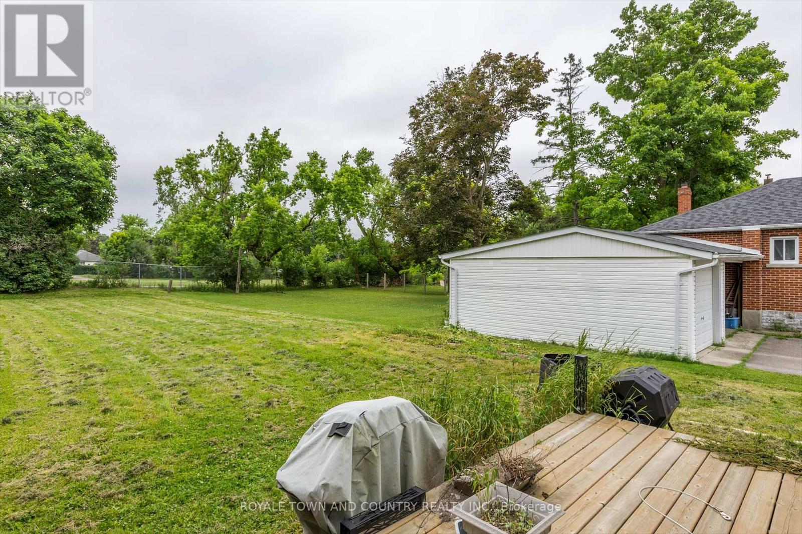 13 Bertie Street, Kawartha Lakes (Lindsay), Ontario  K9V 1N9 - Photo 33 - X12254325