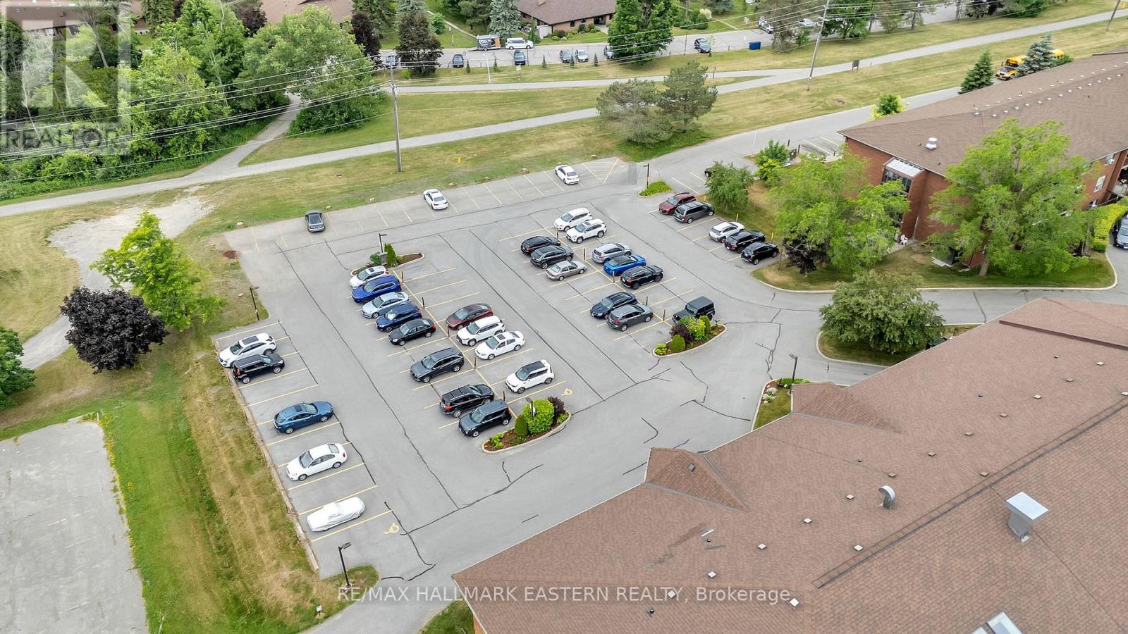 921 Armour Road, Peterborough East (North), Ontario  K9H 7K5 - Photo 5 - X12254534