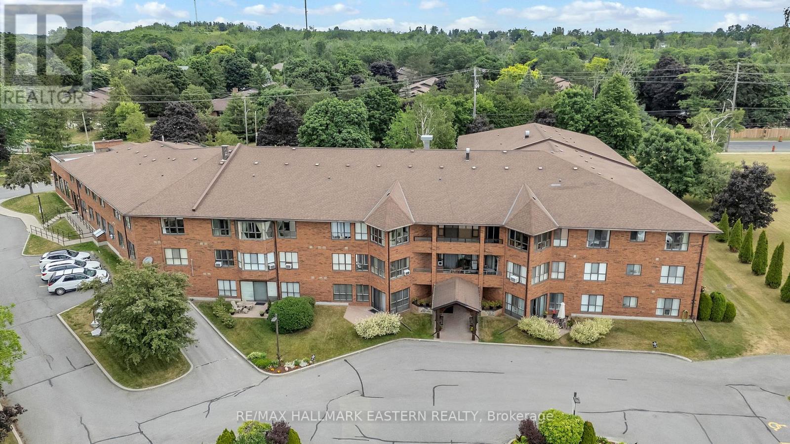 921 Armour Road, Peterborough East (North), Ontario  K9H 7K5 - Photo 6 - X12254534