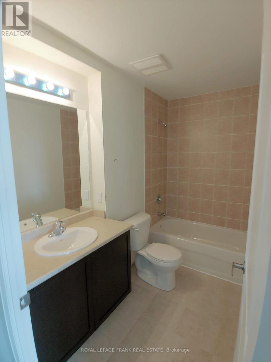 401 - 70 Shipway Ave Avenue, Clarington (Newcastle), Ontario  L1B 0B6 - Photo 9 - E12255013
