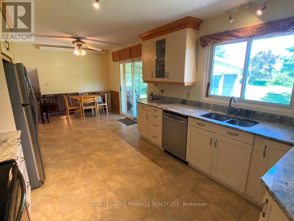 401 Cheese Factory Road, Kawartha Lakes (Lindsay), Ontario  K9V 4R3 - Photo 10 - X12255075