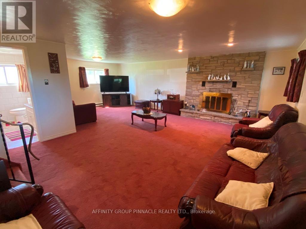 401 Cheese Factory Road, Kawartha Lakes (Lindsay), Ontario  K9V 4R3 - Photo 30 - X12255075