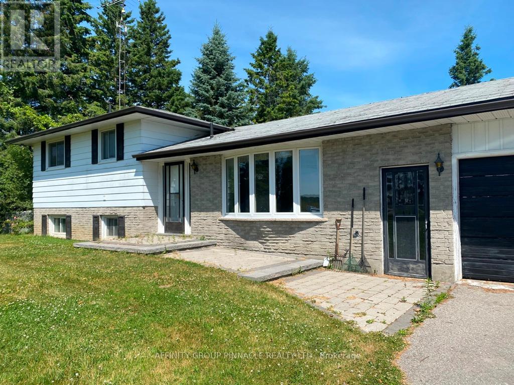 401 Cheese Factory Road, Kawartha Lakes (Lindsay), Ontario  K9V 4R3 - Photo 4 - X12255075