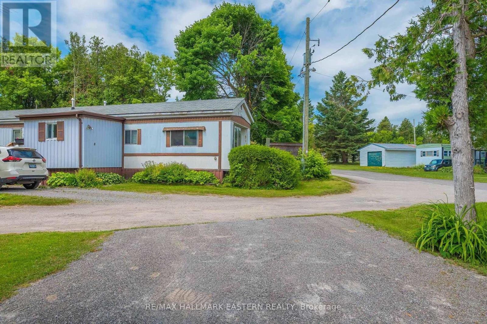 11 - 1093 County Rd 28, Otonabee-South Monaghan, Ontario  K9J 6Y3 - Photo 5 - X12255272