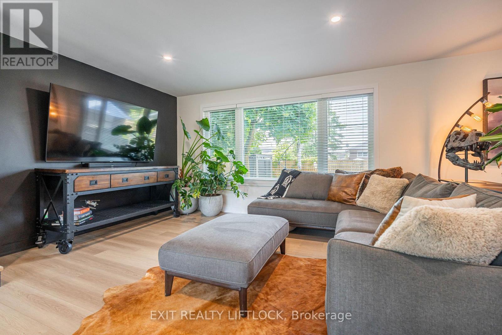 865 Kensington Drive, Peterborough West (North), Ontario  K9J 6J8 - Photo 11 - X12255459
