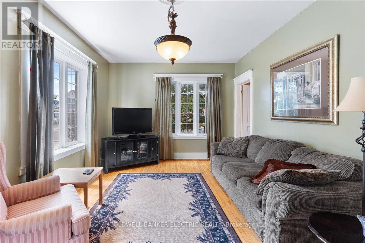 79 Doxsee Avenue N, Trent Hills (Campbellford), Ontario  K0L 1L0 - Photo 12 - X12255601