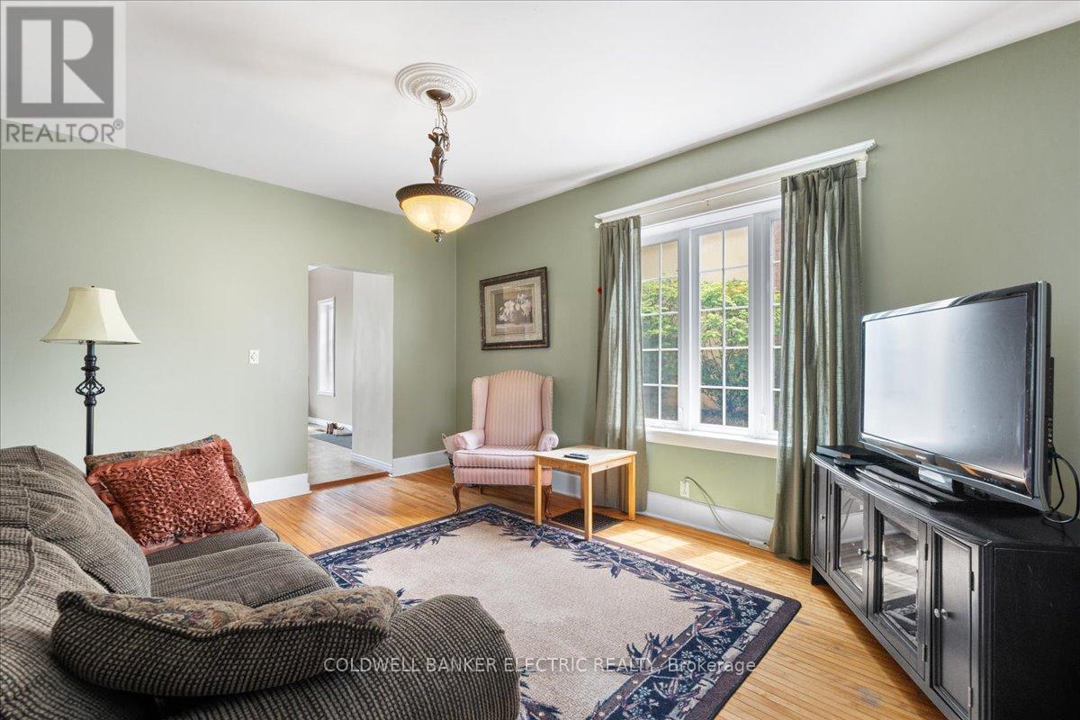 79 Doxsee Avenue N, Trent Hills (Campbellford), Ontario  K0L 1L0 - Photo 14 - X12255601