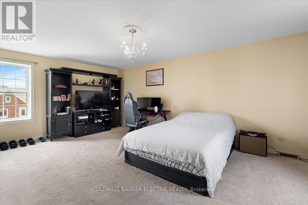 79 Doxsee Avenue N, Trent Hills (Campbellford), Ontario  K0L 1L0 - Photo 25 - X12255601
